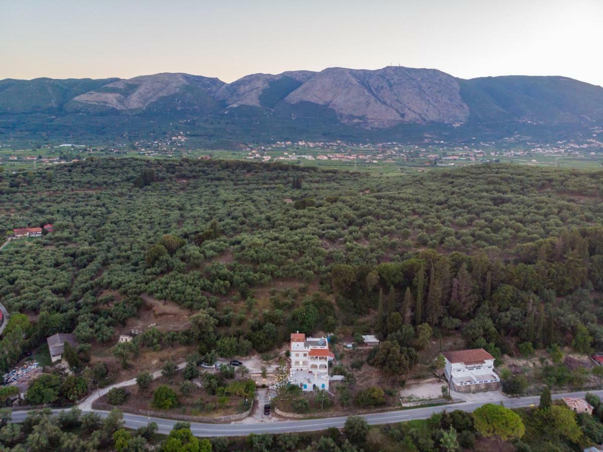Amalia Country House Áno Yerakaríon Exterior foto