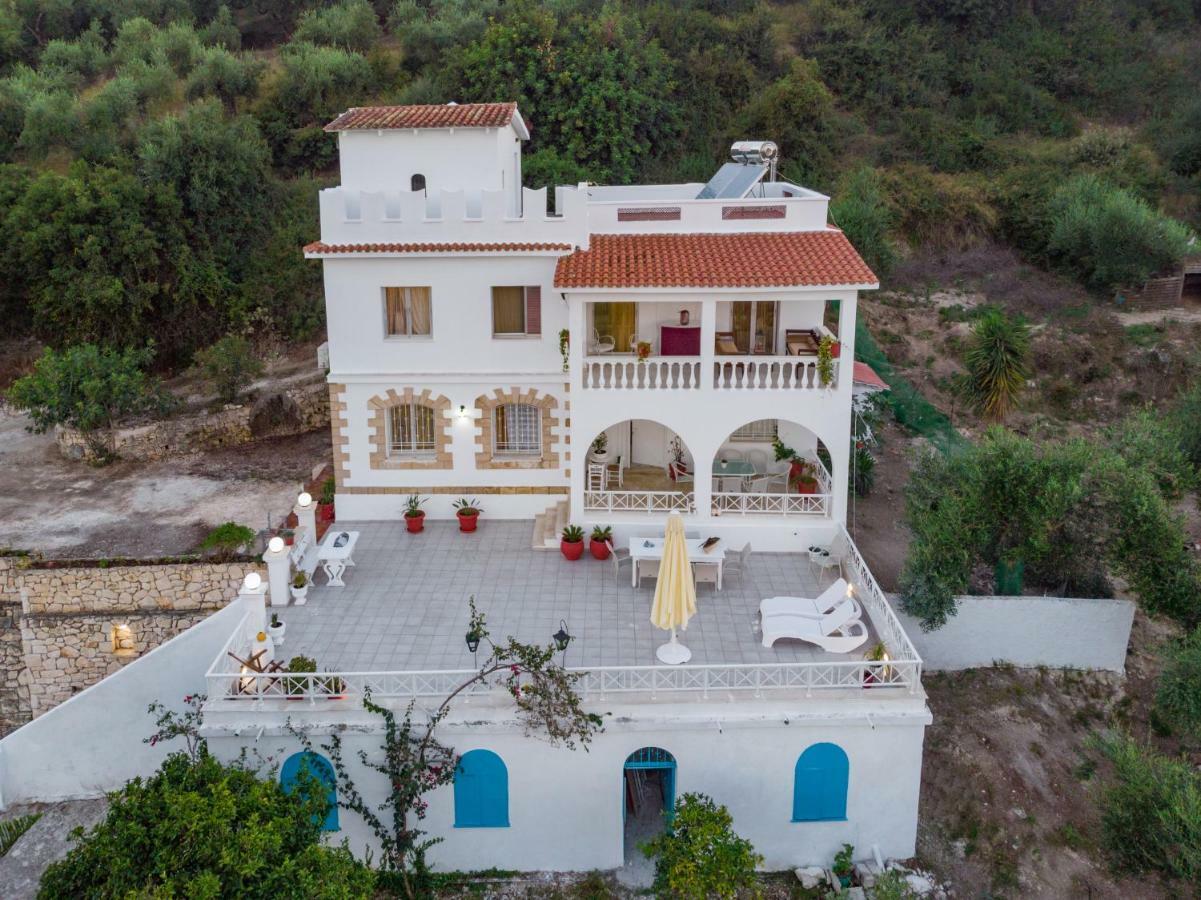 Amalia Country House Áno Yerakaríon Exterior foto